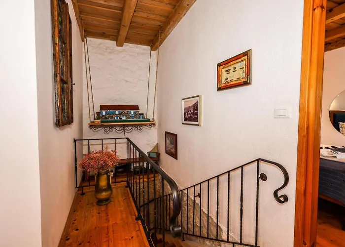 Toscana - Charming Stone With Private Pool & Garden Grižane