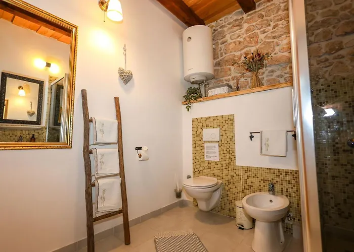 Toscana - Charming Stone With Private Pool & Garden Villa