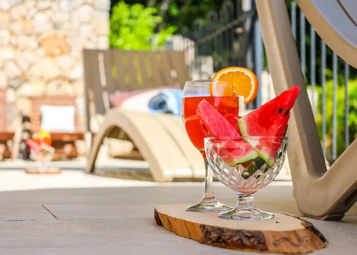 ヴィラ Toscana - Charming Stone With Private Pool & Garden Grižane