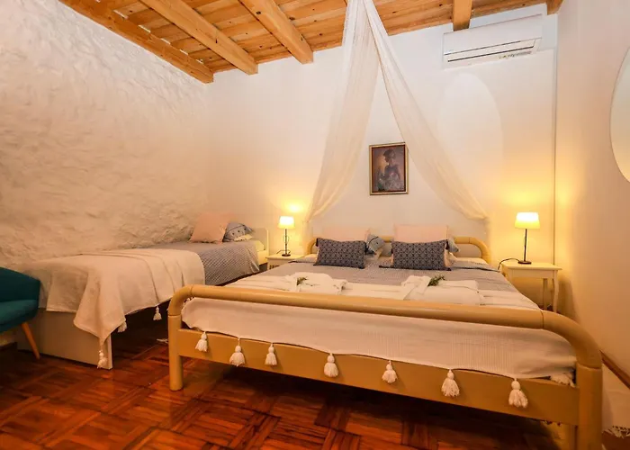 Toscana - Charming Stone With Private Pool & Garden * Grižane
