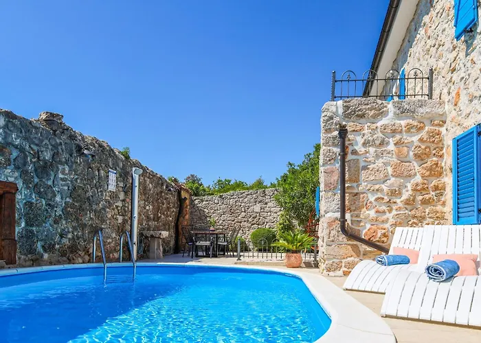 ヴィラ Toscana - Charming Stone With Private Pool & Garden